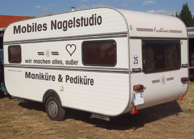 Nagelstudio mobil Fuck Liner.jpg